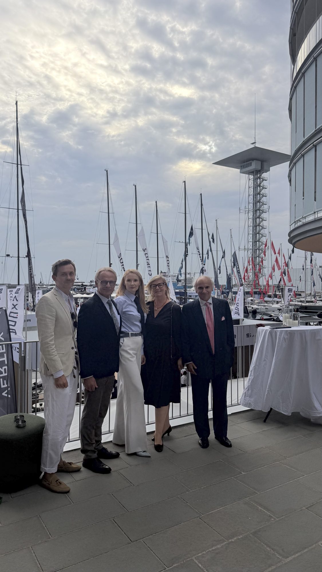 Guests at the Waterfront di Levante